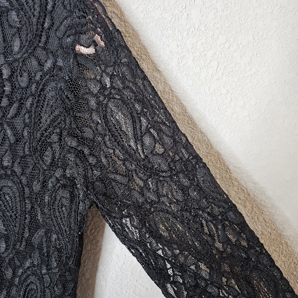 TravelSmith Shirt Womens Small Lace Long Sleeve Paisley Semi Sheer Lined Top - Picture 10 of 10